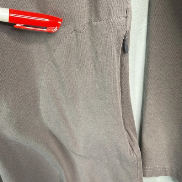 5/$25 ATHLETA Dress Lost River Grey Cowl Neck Long Sleeve Pocket *As Is* M - Picture 10 of 12